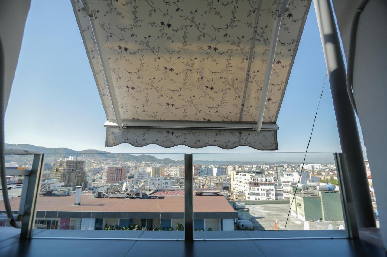Miku Apartments-Luxury City View At Wilson Square ティラナ エクステリア 写真