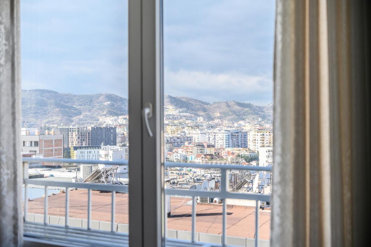 Miku Apartments-Luxury City View At Wilson Square ティラナ エクステリア 写真