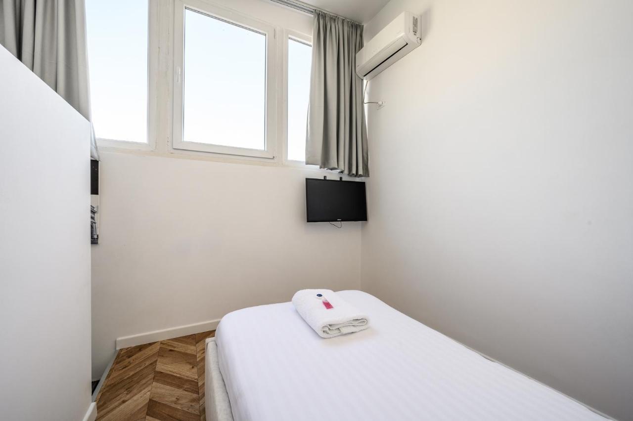 Miku Apartments-Luxury City View At Wilson Square ティラナ エクステリア 写真